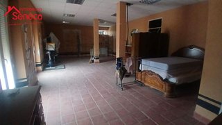 Edificio en venta en Hinojosa del Duque