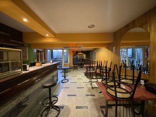 Local comercial en venta en Castiñeiriño - Cruceiro de Sar en Santiago de Compostela