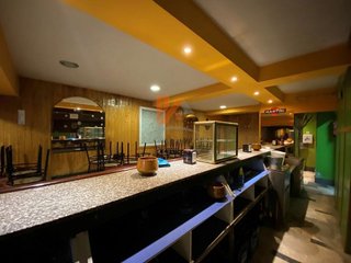 Local comercial en venta en Castiñeiriño - Cruceiro de Sar en Santiago de Compostela