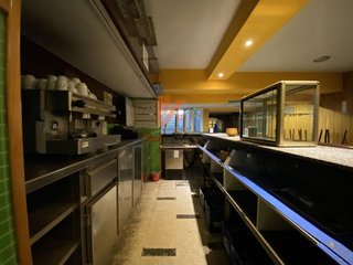 Local comercial en venta en Castiñeiriño - Cruceiro de Sar en Santiago de Compostela