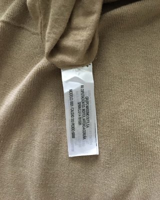 Vestido mini de punto beige de Massimo Dutti S