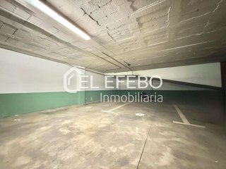 Garaje en venta en Centro en Antequera