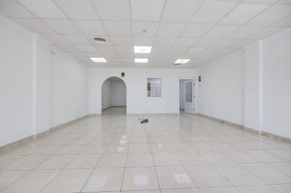 Local comercial en venta en Playa de los Locos en Torrevieja