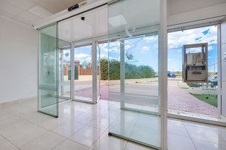 Local comercial en venta en Playa de los Locos en Torrevieja