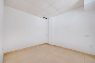 Local comercial en venta en Playa de los Locos en Torrevieja