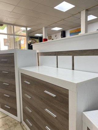 Conjunto dormitorio nuevo marrón y blanco