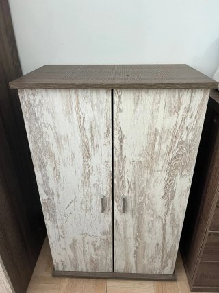 Set de muebles de madera habitación