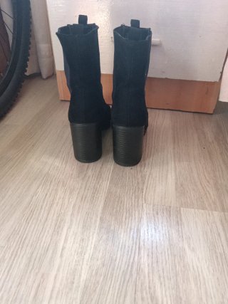 Botas negras de tacón