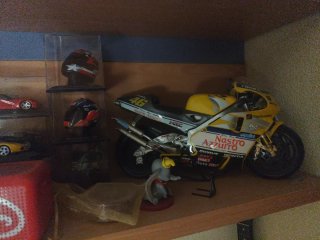 Collezione Moto Valentino Rossi. Chiedere il prezzo.