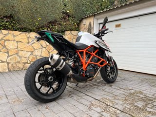 KTM 1290 SuperDuke R 2020
