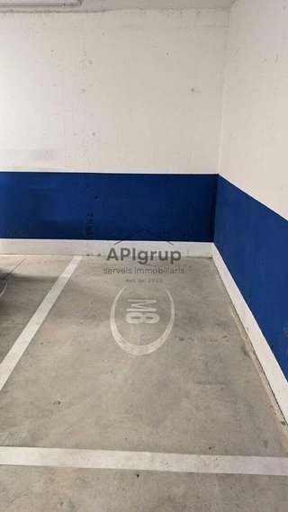 Garaje en alquiler en La Floresta - Les Planes en Sant Cugat del Vallès