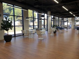Oficina en alquiler en Zona Industrial en Prat de Llobregat, El
