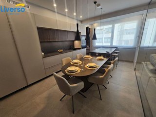 Piso en alquiler en Plaza España - Villa Pilar - Reyes Católicos - Vadillos en Burgos