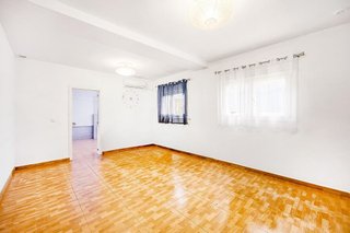 Chalet en venta en La Banda - Campo de Fútbol en Chiclana de la Frontera