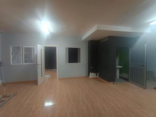 Local comercial en alquiler en Lepanto en Mairena del Aljarafe