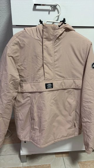 Chaqueta rosa Pull&Bear
