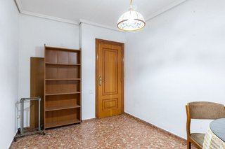 Piso en venta en La Llum en Valencia