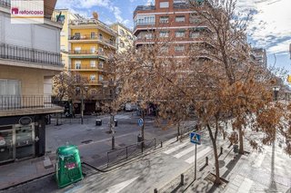 Piso en venta en Camino de Ronda - Rosaleda en Granada