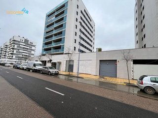 Local comercial en venta en Avda. Elvas en Badajoz