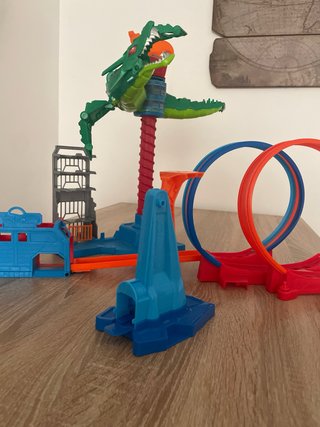 Hot Wheels Torre Dragón