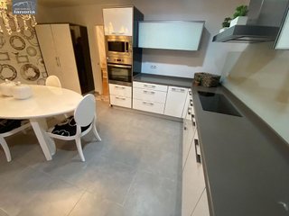 Dúplex en venta en Hermanos Falcó - Sepulcro Bolera en Albacete