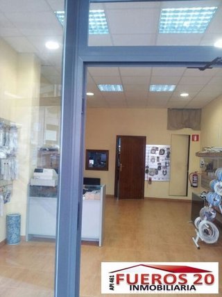Local comercial en venta en Santurtzi