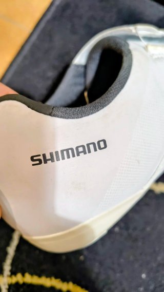 Zapatillas Ciclismo carretera. 42.  Shimano RC3 Bl