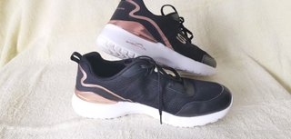 Zapatillas Skechers Mujer Negras y Doradas