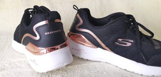 Zapatillas Skechers Mujer Negras y Doradas