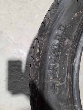 Neumáticos de coche 245/45 R18