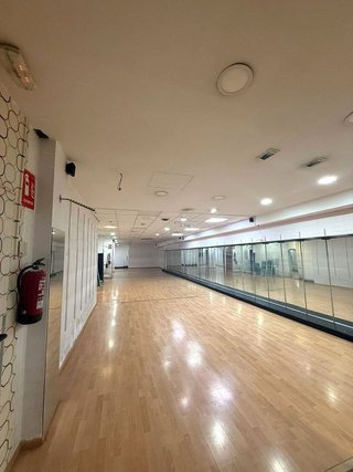 Local comercial en alquiler en Centre en Sant Boi de Llobregat