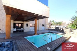 Chalet en alquiler en Coín