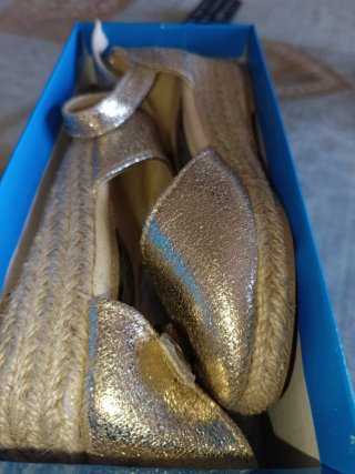 Zapatillas doradas Davidnik talla 28