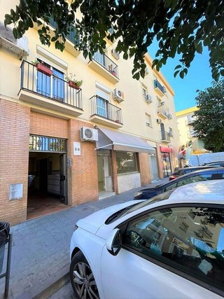 Local comercial en alquiler en Camas