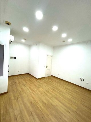 Local comercial en alquiler en Camas