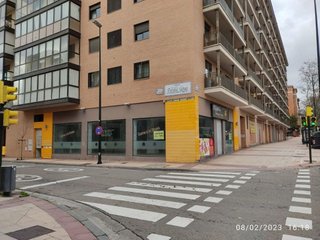 Local comercial en alquiler en Parque Goya en Zaragoza
