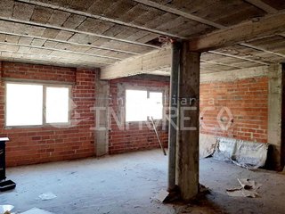 Local comercial en alquiler en Centro en Torrelavega