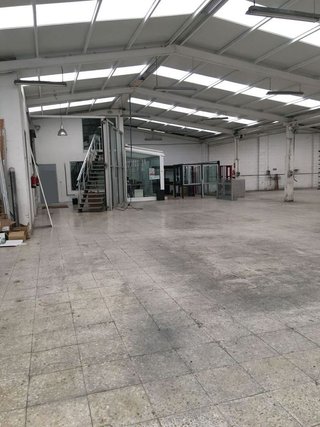 Nave industrial en alquiler en Peñacastillo - Nueva Montaña en Santander