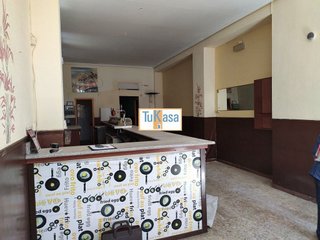 Local comercial en alquiler en Centro en Cáceres