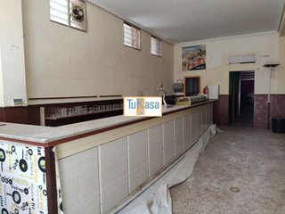 Local comercial en alquiler en Centro en Cáceres