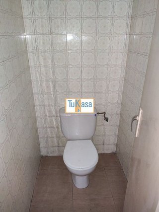 Local comercial en alquiler en Centro en Cáceres