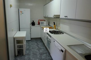 Piso en alquiler en Hospital - Parque sur en Albacete