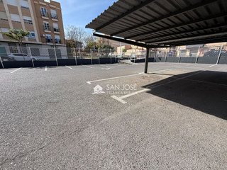 Nave industrial en alquiler en Novelda