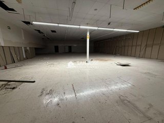 Nave industrial en alquiler en Novelda