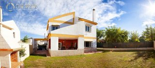 Chalet en venta en Espartinas