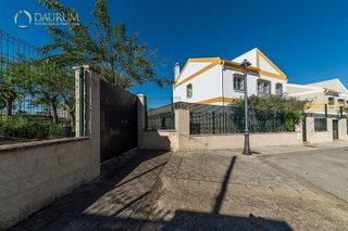Chalet en venta en Espartinas