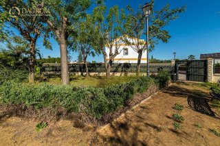 Chalet en venta en Espartinas