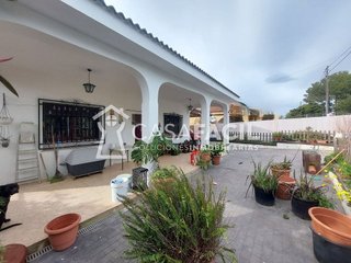 Chalet en venta en Picassent