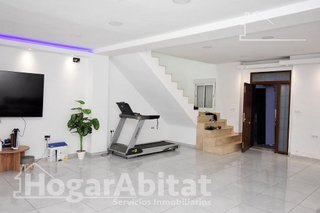 Chalet en venta en Zona Polígono en Alzira