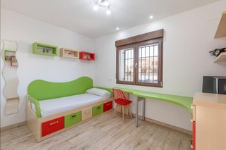 Chalet en venta en Zubia (La)